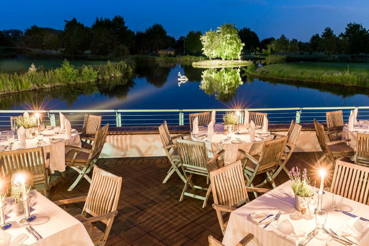 Golfhotel & Restaurant Lindenhof Бад Вилбел Екстериор снимка